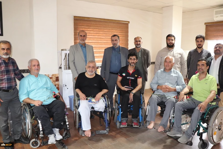 بازدید رییس دانشگاه فرهنگیان مازندران از آسایشگاه جانبازان ساری 2