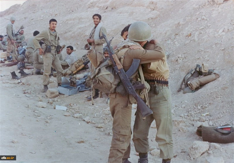 برگزاری مراسم تجلیل از ایثارگران و خانواده شهدا در هفته دفاع مقدس 2