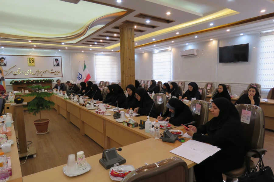 دوره بازآموزی کارورزی 1و3
 4