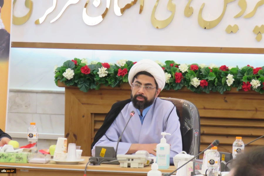 برنامه درسی مغفول شده در تربیت معلم باید توسط اساتید شناسایی شود
 5