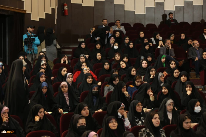 حضور رئیس قوه قضاییه در جمع دانشجویان و اساتید دانشگاه های استان آذربایجان شرقی
 2