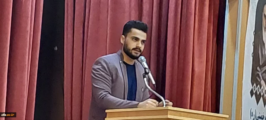 جلسه نشست دانشجویی در دانشگاه فرهنگیان پردیس علامه طباطبایی لرستان از کارنامه دولت تا فتح قلها 7