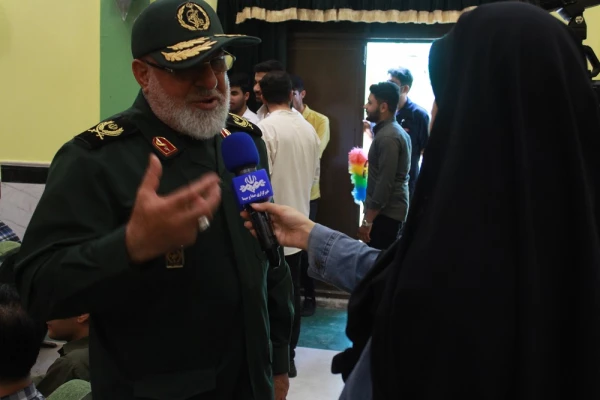 مشاور و دستیار ویژه معاون هماهنگ کننده سپاه:
در تقابل با آمریکا ما پیروز میدانیم 12