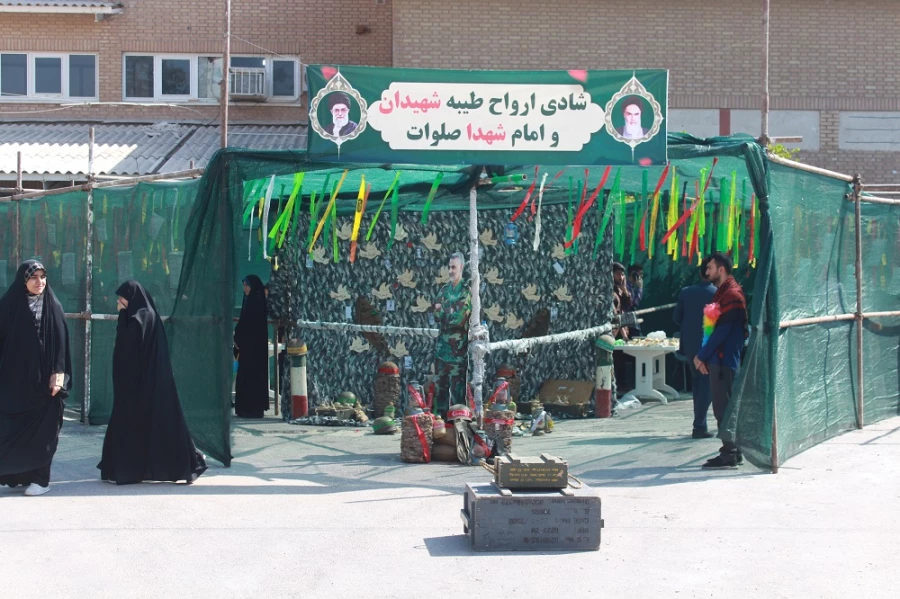 مشاور و دستیار ویژه معاون هماهنگ کننده سپاه:
در تقابل با آمریکا ما پیروز میدانیم 16