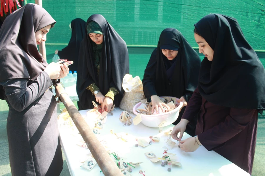 مشاور و دستیار ویژه معاون هماهنگ کننده سپاه:
در تقابل با آمریکا ما پیروز میدانیم 4