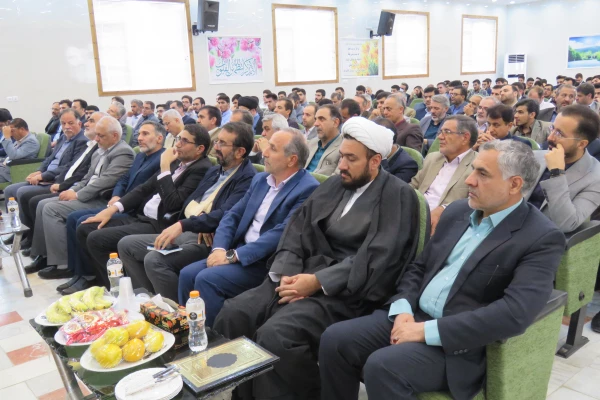 آیین تکریم و معارفه سرپرست مدیریت امور پردیس های دانشگاه فرهنگیان استان مرکزی برگزار شد
 6