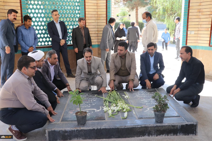 تجمع اساتید ،دانشجویان و کارکنان دانشگاه فرهنگیان کرمان در محکومیت حمله وحشیانه صهیونیست ها به بیمارستان المعمدانی غزه 8