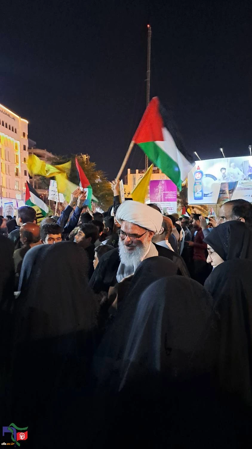 با حضور باشکوه مسئولان، کارکنان، اساتید و دانشجویان دانشگاه فرهنگیان؛
برگزاری تجمع مردمی و دانشجویی در محکومیت جنایات رژیم کودک کش صهیونیستی در بوشهر 8