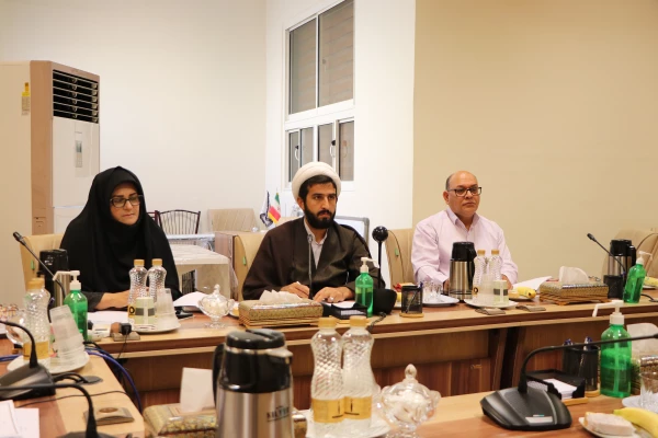 انعقاد تفاهم نامه همکاری دانشگاه فرهنگیان استان اصفهان و موسسه علمی،مطالعاتی جنگ نرم سپاهان 5