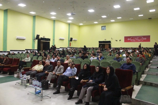 با حضور چهره های ادبی مطرح استان؛
همایش تخصصی نیاز جامعه به حافظ در دانشگاه فرهنگیان استان بوشهر برگزار شد 6