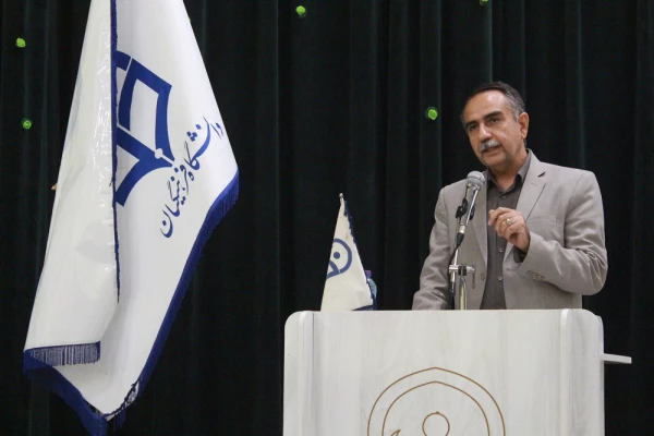 با حضور چهره های ادبی مطرح استان؛
همایش تخصصی نیاز جامعه به حافظ در دانشگاه فرهنگیان استان بوشهر برگزار شد 15