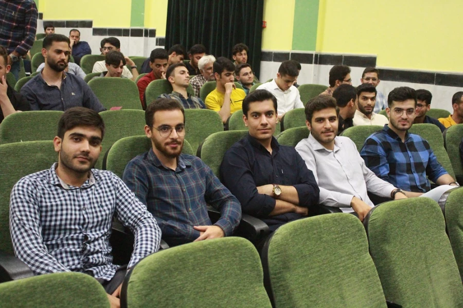 با حضور چهره های ادبی مطرح استان؛
همایش تخصصی نیاز جامعه به حافظ در دانشگاه فرهنگیان استان بوشهر برگزار شد 17