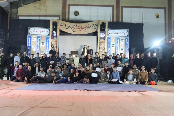 «دانشجو معلم» تمدن ساز و سوزن بان ریل قطار انقلاب 17