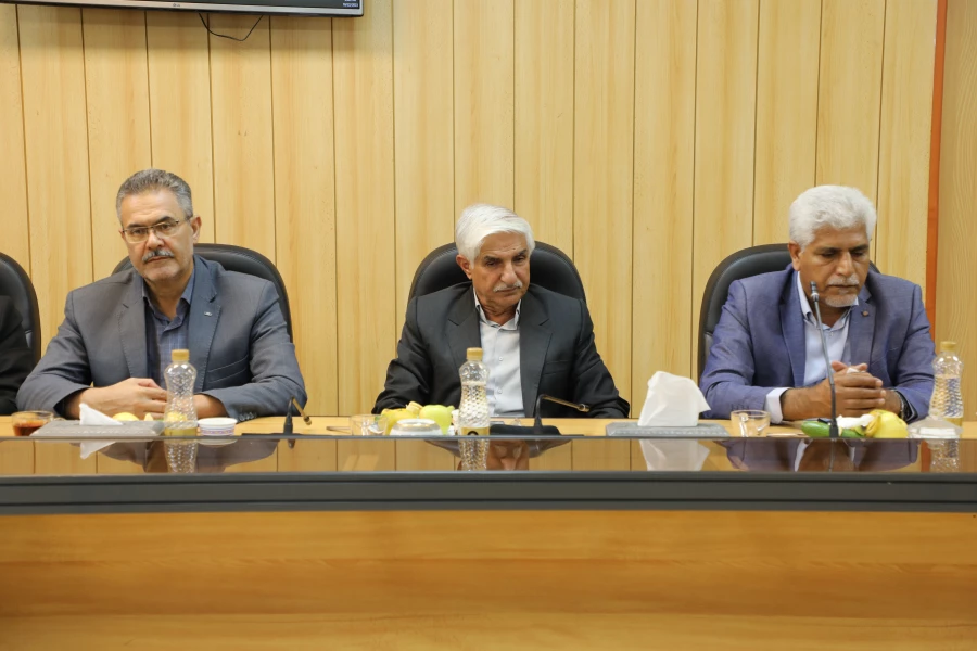 یکی از مهمترین دغدغه های دانشگاه فرهنگیان مسئله فضا است. 8