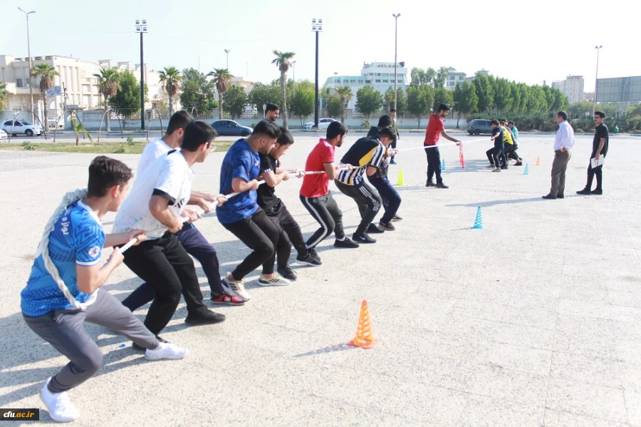 با حضور رئیس دانشگاه فرهنگیان استان بوشهر؛
همایش پیاده روی ساحلی پردیس علامه طباطبایی برگزار شد 8