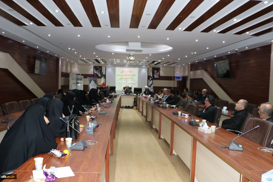 جلسه هم اندیشی اساتید هیات علمی و مدعو دانشگاه فرهنگیان استان آذربایجان شرقی 3
