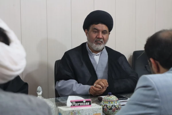 نماز؛ رکن حیاتی و زیربنایی فعالیت های فرهنگی در دانشگاه فرهنگیان یزد
 3