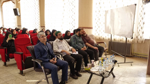 نشست رسالت معلمی در دانشگاه فرهنگیان استان کردستان
 3