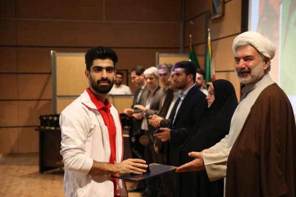 آیین تجلیل از مدال آوران و قهرمانان دانشجومعلم استان تهران در المپیادهای ورزشی 15