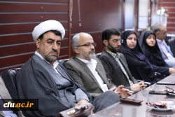 کارگاه تخصصی با عنوان معرفی راهکارهای توسعه فعالیت های علمی بین المللی: نگارش کتاب بین المللی برگزار شد 3کارگاه تخصصی با عنوان معرفی راهکارهای توسعه فعالیت های علمی بین المللی: نگارش کتاب بین المللی برگزار شد 4