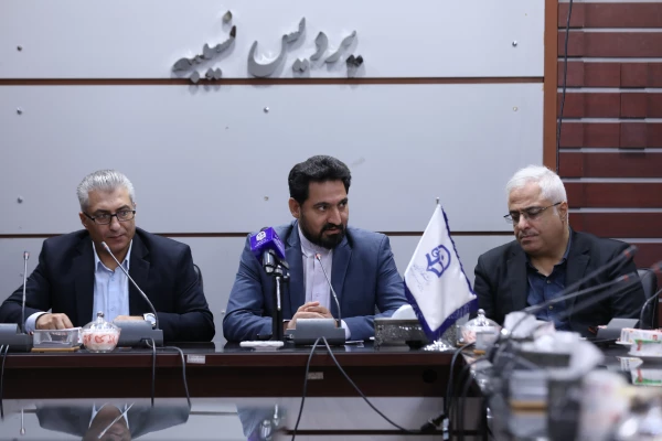 کارگاه تخصصی با عنوان معرفی راهکارهای توسعه فعالیت های علمی بین المللی: نگارش کتاب بین المللی برگزار شد 2