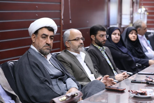 کارگاه تخصصی با عنوان معرفی راهکارهای توسعه فعالیت های علمی بین المللی: نگارش کتاب بین المللی برگزار شد 3