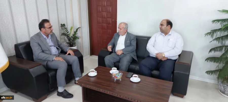 در نشست مسئولان دانشگاه فرهنگیان با مدیرکل منابع طبیعی استان بوشهر بیان شد؛
اختصاص زمین اردوگاه فرهنگی - تربیتی 2