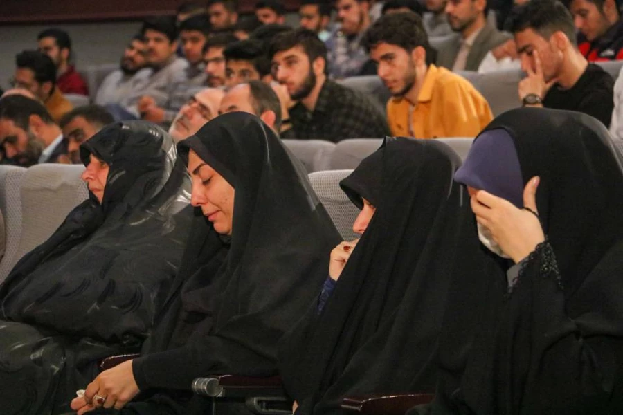 تشییع شهید خوشنام در دانشگاه فرهنگیان قزوین 7