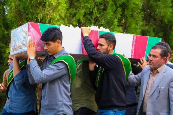 تشییع شهید خوشنام در دانشگاه فرهنگیان قزوین 9