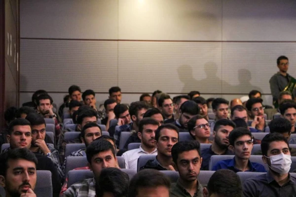 تشییع شهید خوشنام در دانشگاه فرهنگیان قزوین 13