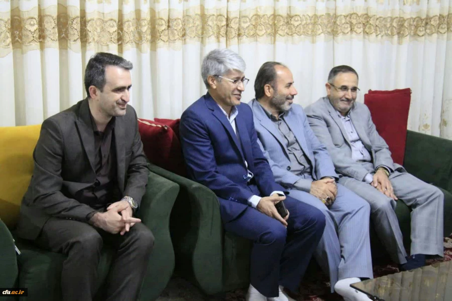 دیدار معاون حقوقی و امور مجلس وزیر آموزش و پرورش با خانواده شهید دانش آموز «اسعد رضایی» در سنندج
 4