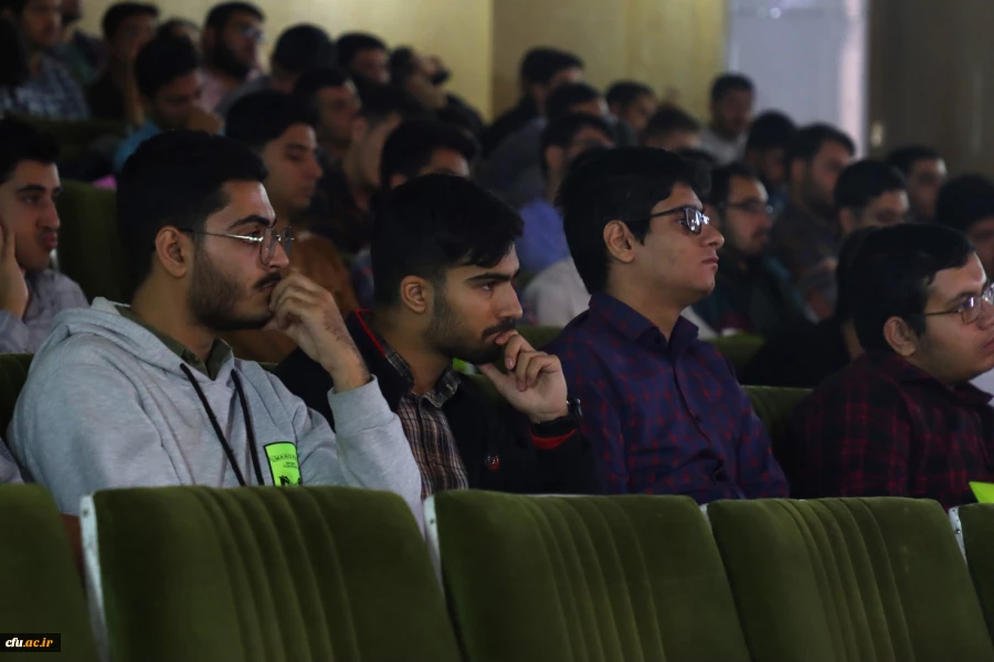 تلاش و توکل دو عنصر موفقیت دانشجومعلمان
 4