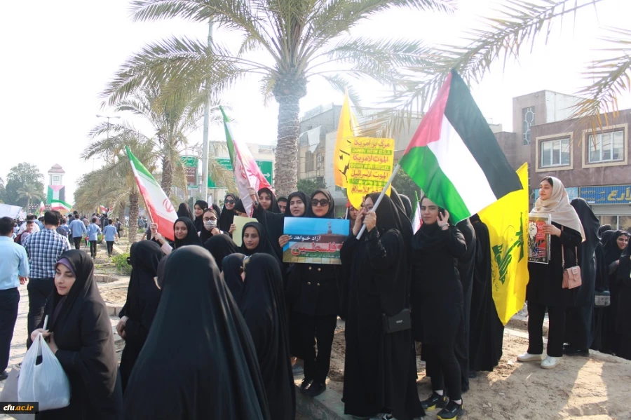 با حضور باشکوه مسئولان، کارکنان، اساتید و دانشجومعلمان دانشگاه فرهنگیان استان بوشهر؛
راهپیمایی 13 آبان در بوشهر برگزار شد 16