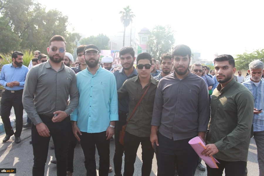 با حضور باشکوه مسئولان، کارکنان، اساتید و دانشجومعلمان دانشگاه فرهنگیان استان بوشهر؛
راهپیمایی 13 آبان در بوشهر برگزار شد 19