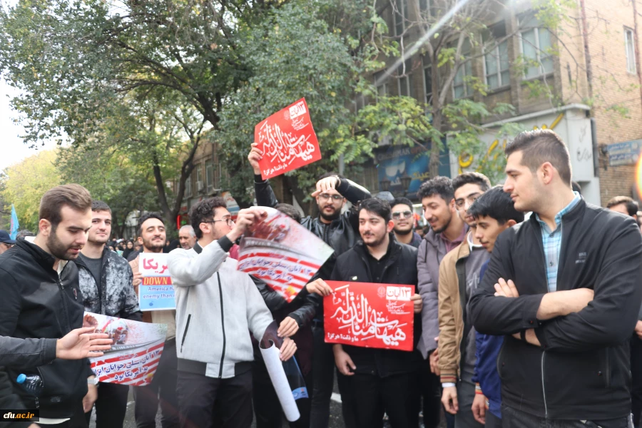 
راهپیمایی ۱۳ آبان ماه تبریز با حضور گسترده خانواده بزرگ دانشگاه فرهنگیان آذربایجان شرقی در تبریز 2