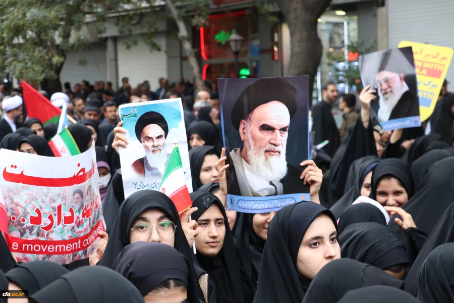 
راهپیمایی ۱۳ آبان ماه تبریز با حضور گسترده خانواده بزرگ دانشگاه فرهنگیان آذربایجان شرقی در تبریز 4