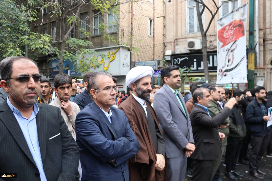 
راهپیمایی ۱۳ آبان ماه تبریز با حضور گسترده خانواده بزرگ دانشگاه فرهنگیان آذربایجان شرقی در تبریز 7