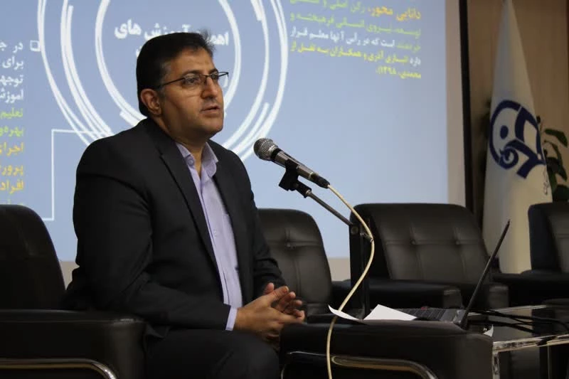 نشست تخصصی و دانش افزایی رابطان مهارت آموزی و بالندگی دانشگاه فرهنگیان 3