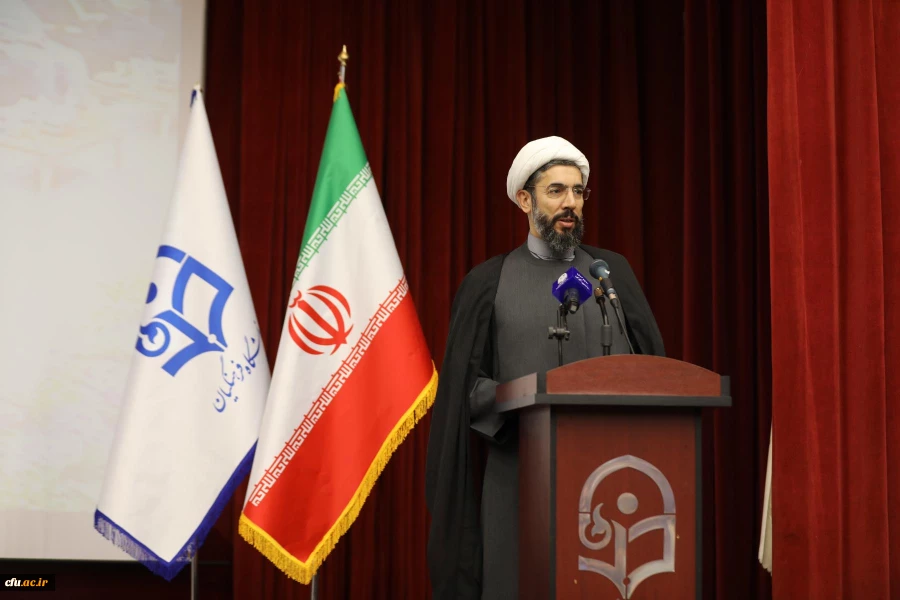 حجت الاسلام و المسلمین مصطفی رستمی