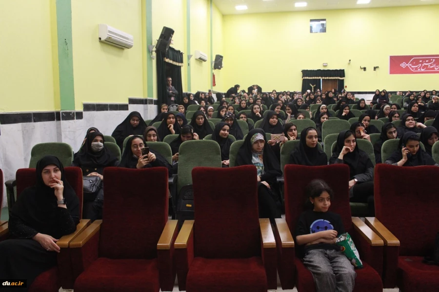 
در دانشگاه فرهنگیان استان بوشهر؛
شب نیمایوشیج برگزار شد 4