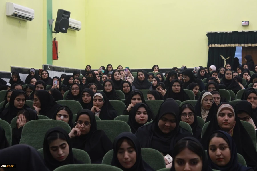 
در دانشگاه فرهنگیان استان بوشهر؛
شب نیمایوشیج برگزار شد 5