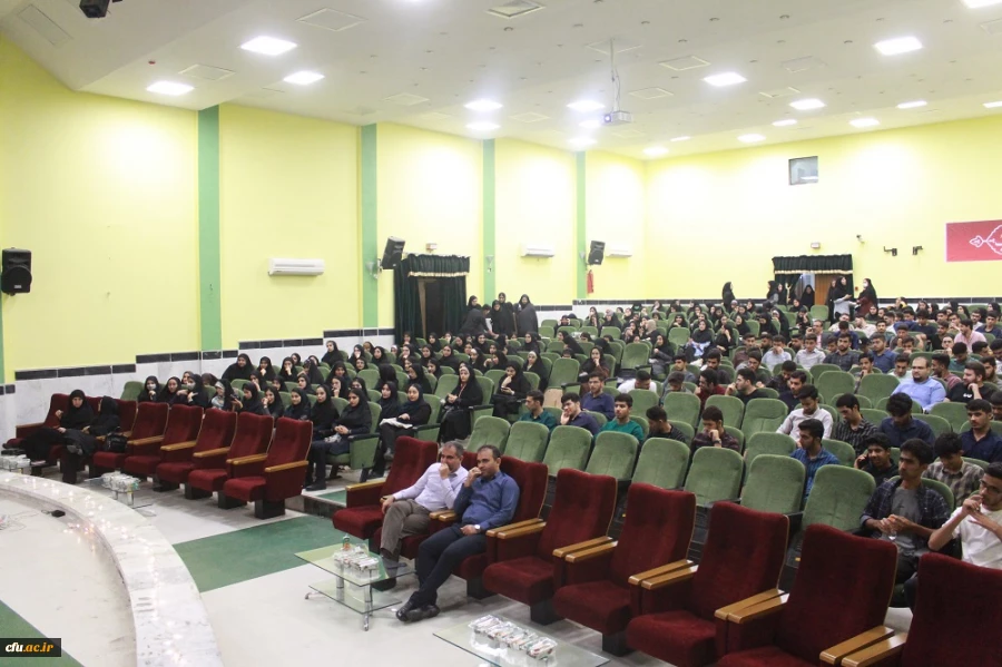 
در دانشگاه فرهنگیان استان بوشهر؛
شب نیمایوشیج برگزار شد 4