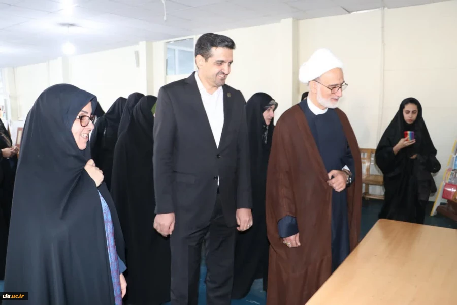 افتتاح پنجمین نمایشگاه استانی زیبا نگاری در دانشگاه فرهنگیان استان آذربایجان شرقی 6