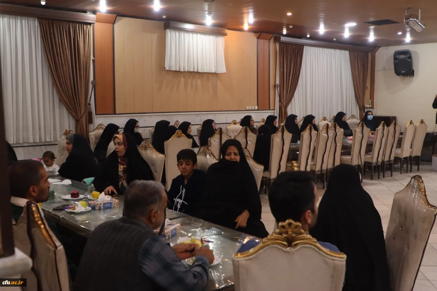 آیین تجلیل از دانشجومعلمان ممتاز شاهد و ایثارگر
 4