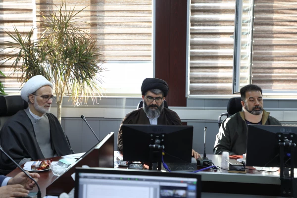 توسعه فرهنگ و سنجش سواد قرآنی در دانشگاه فرهنگیان 6