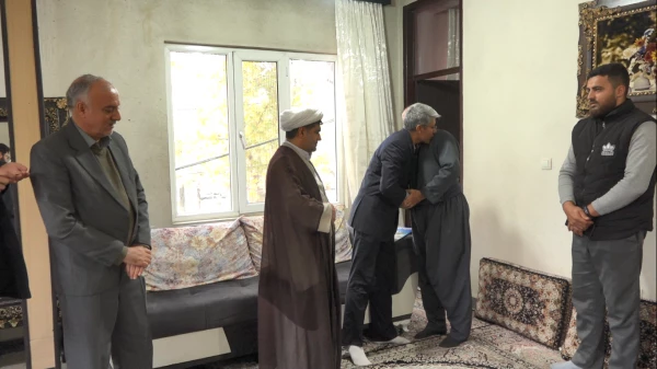 دیدار با خانواده شهدای دانشجو معلم دانشگاه فرهنگیان استان کردستان
 5