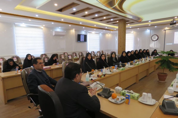 تجلیل از رتبه های برتر کنکور
 4