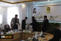 تجلیل از رتبه های برتر کنکور
 7