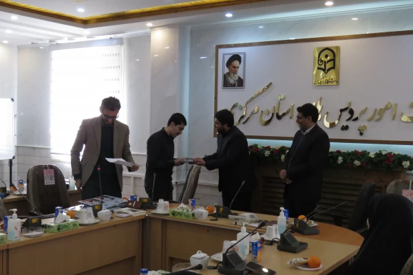 تجلیل از رتبه های برتر کنکور
 7