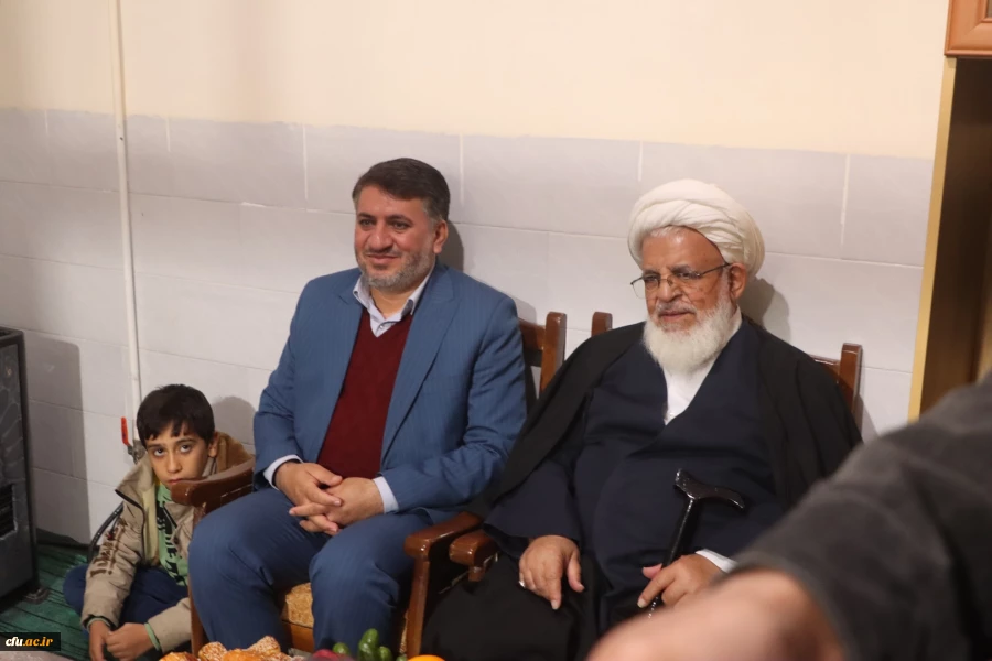 حضور نماینده ولی فقیه، استاندار و سرپرست دانشگاه فرهنگیان استان در طرح چهارشنبه های همدلی و دیدار با خانواده شهدای دانشجومعلم
 2
